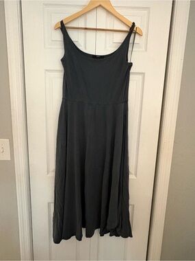 jersey dress with pockets Boden Women's Naomi Short Sleeve Dress in Green main image 0